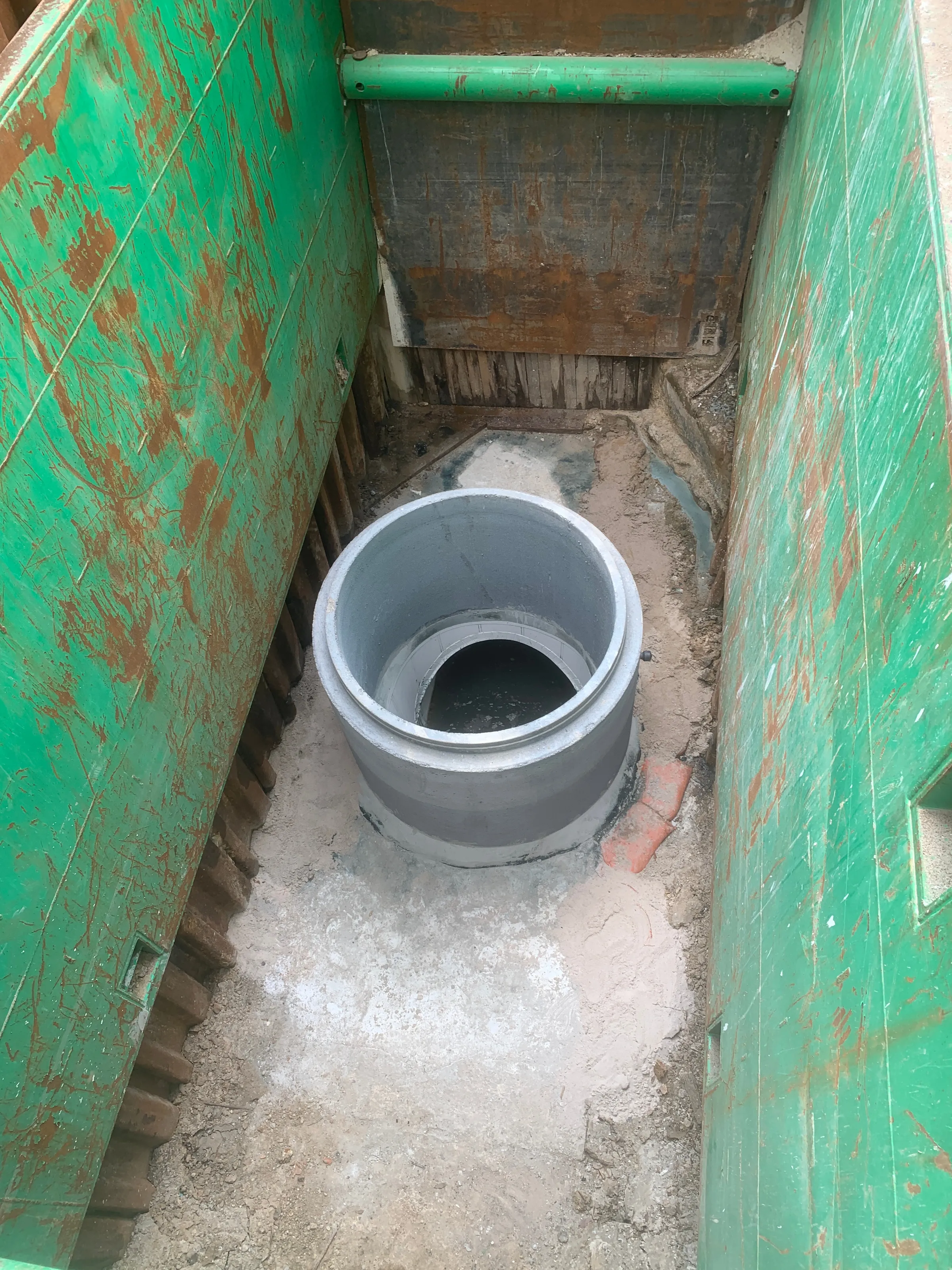54-Inch Sanitary Sewer Rehabilitation at University & Main – photo 9