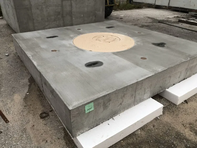 Precast Manhole Lid for 72" Manhole Placed in Pavement | Danby, LLC.
