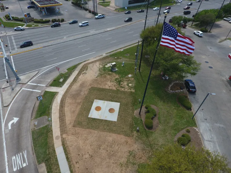 Twin Lids for Diversion Structure | Danby, LLC.