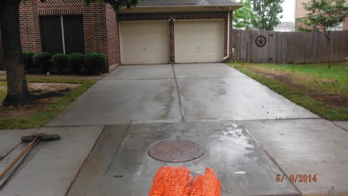 Emergency 72" Manhole Replacement – photo 4